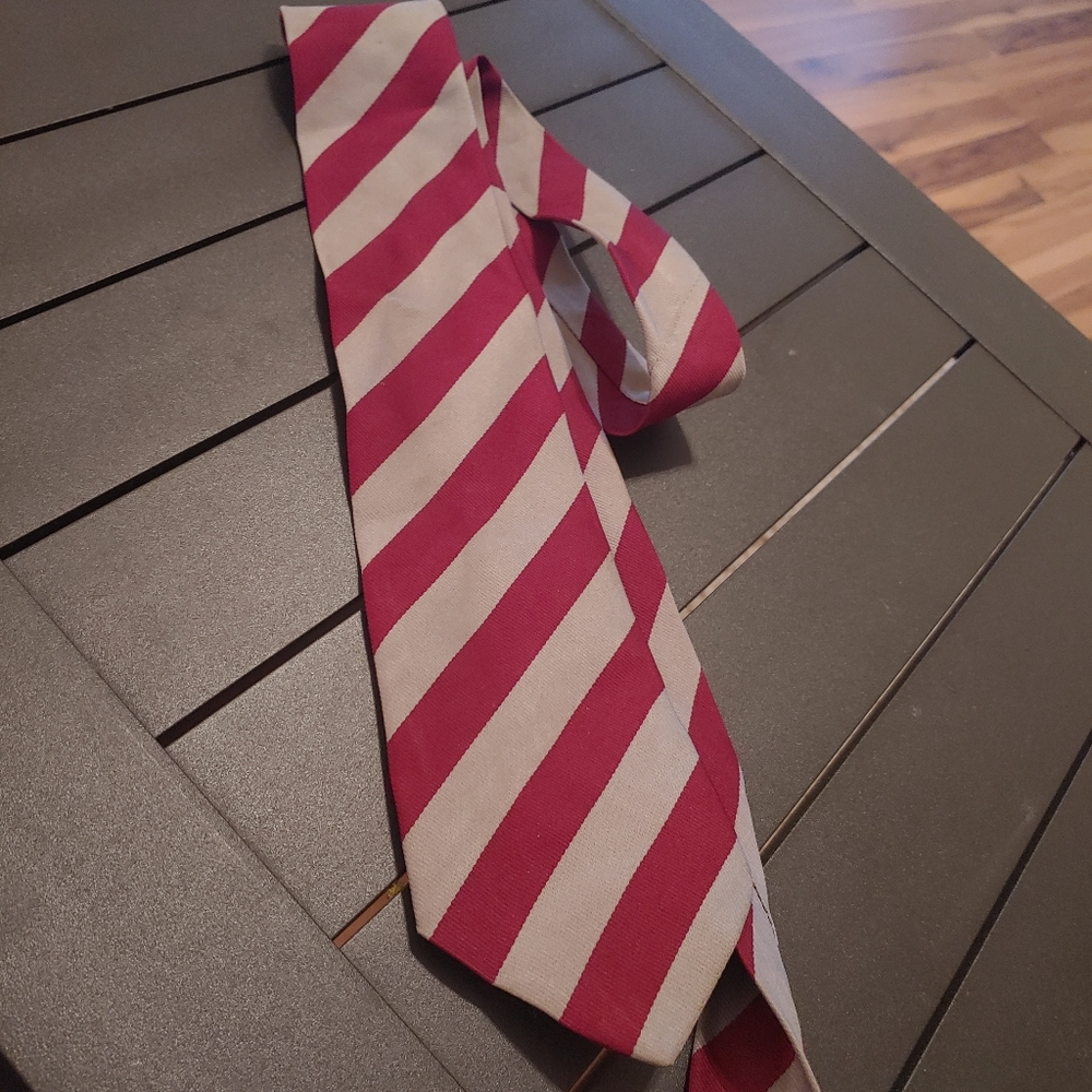Tie - Picture 1 of 3